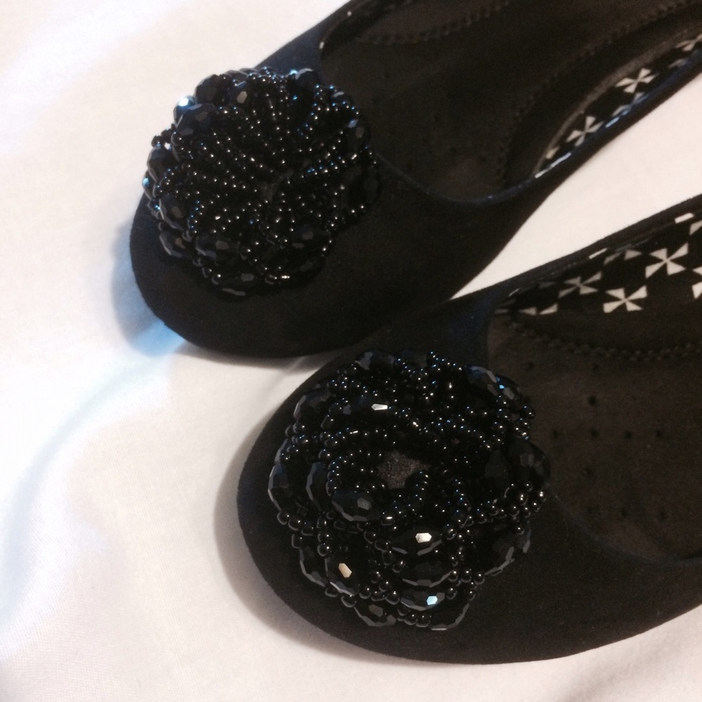 Chinese Laundry Beaded Rosette Ballet Flats Comfort Trendy Size 6.5 Black - Picture 3 of 9